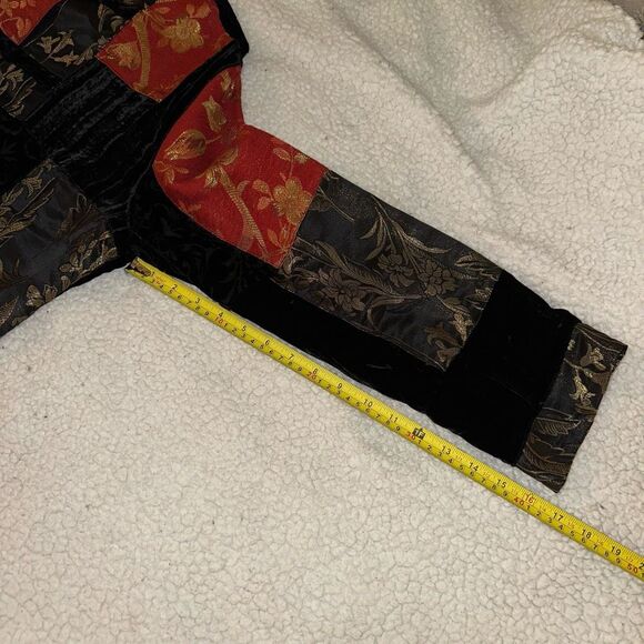 Chicos Medium (1) Silk Blend Black Red Gold Mandarin Style Patchwork Jacket EUC - Picture 12 of 13